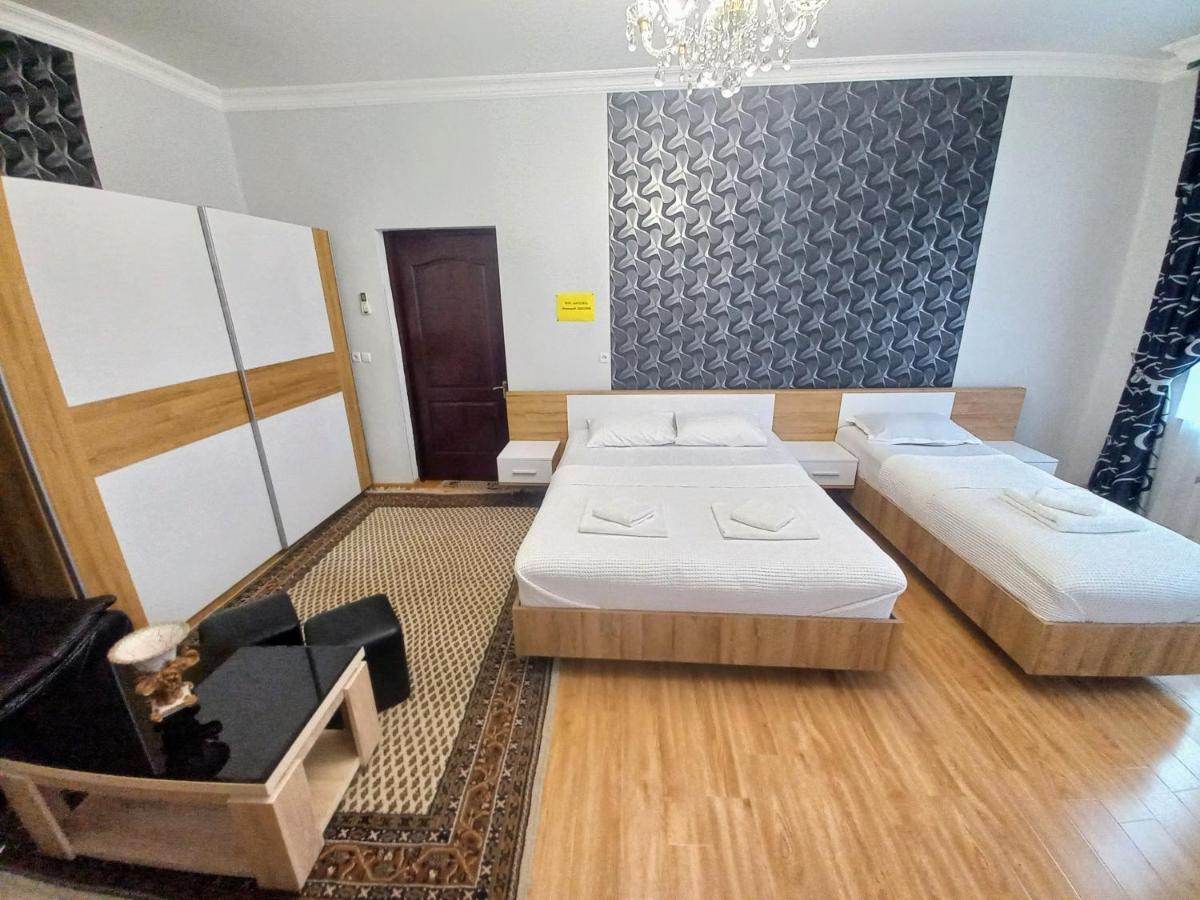 Aparthotel Rioni คูทายสิ ภายนอก รูปภาพ
