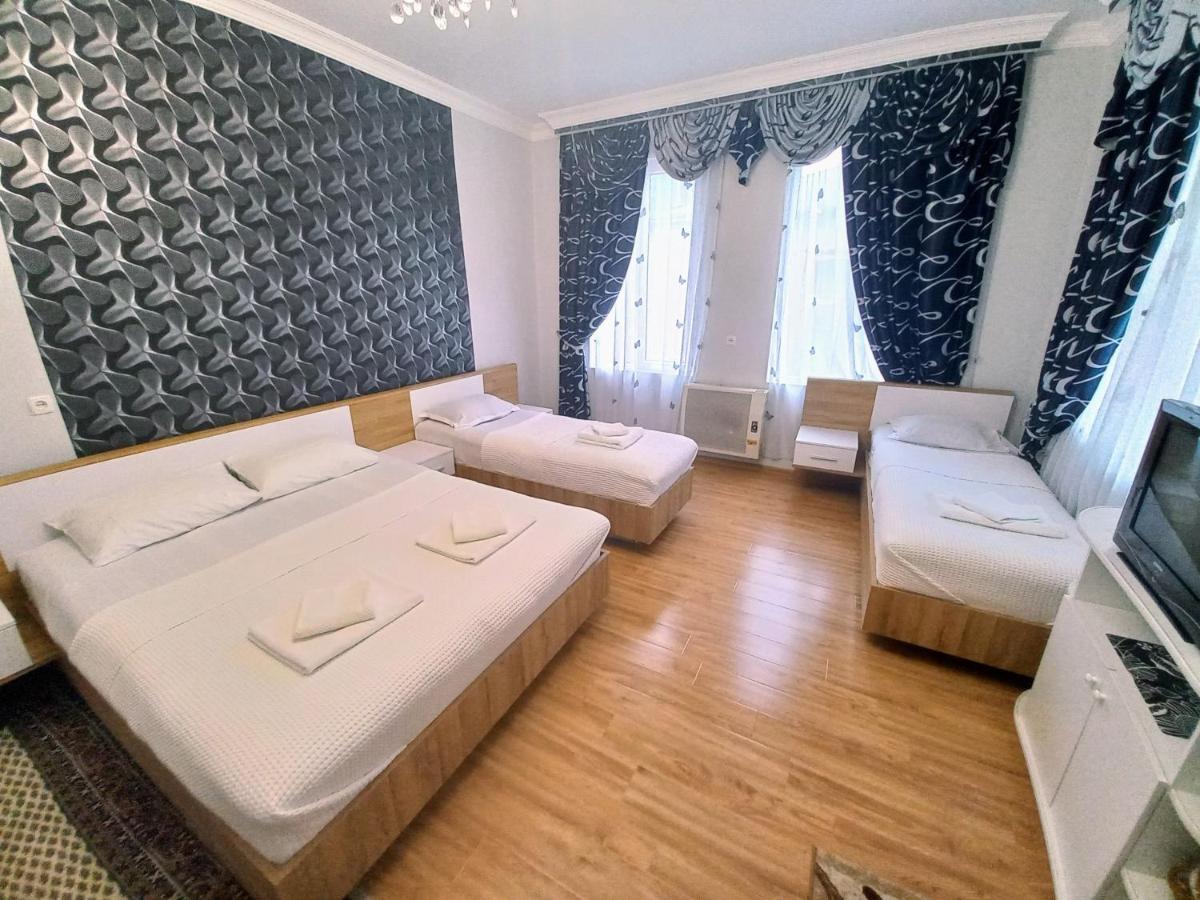 Aparthotel Rioni คูทายสิ ภายนอก รูปภาพ