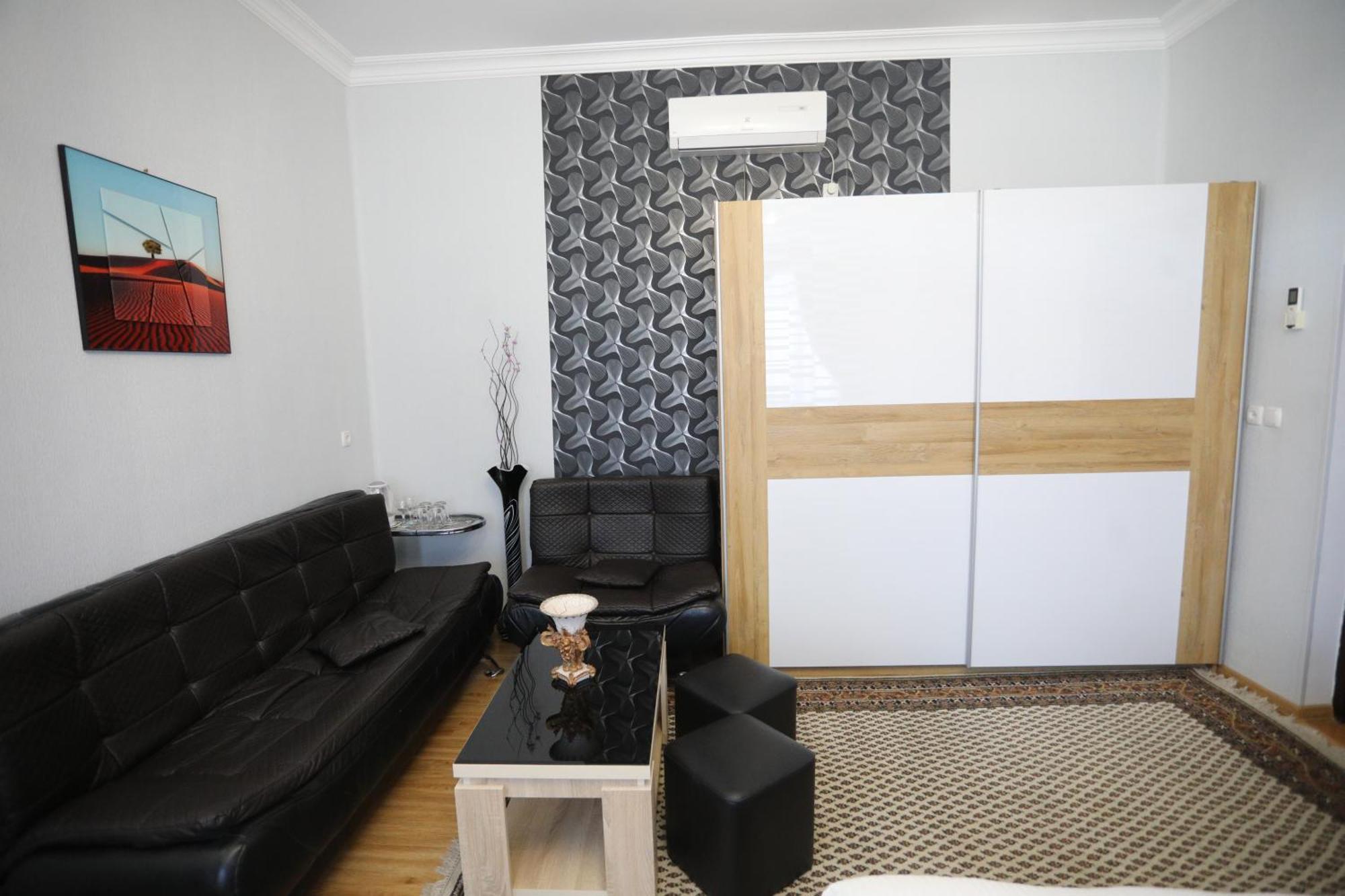 Aparthotel Rioni คูทายสิ ภายนอก รูปภาพ
